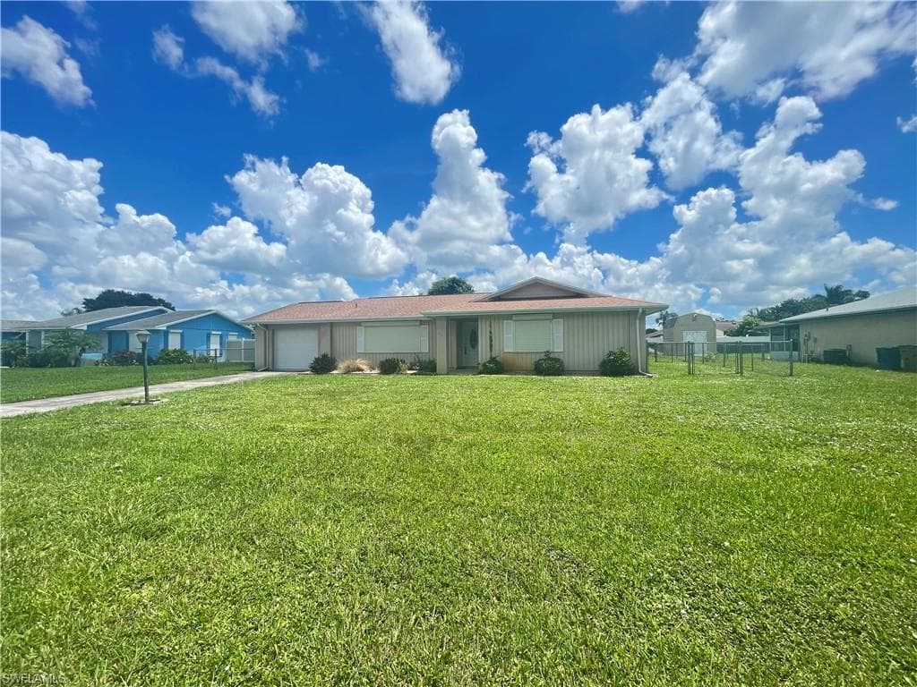 118 Durland AVE LEHIGH ACRES, FL 33936
