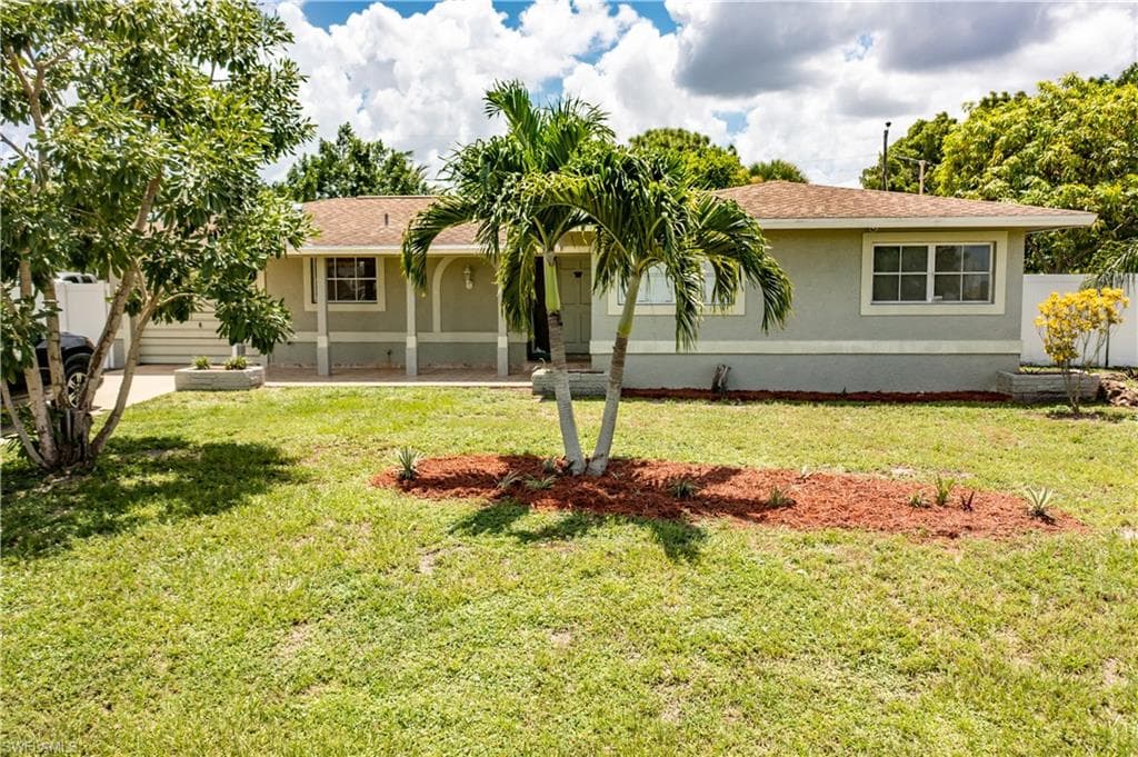 714 SE 42nd LN CAPE CORAL, FL 33904