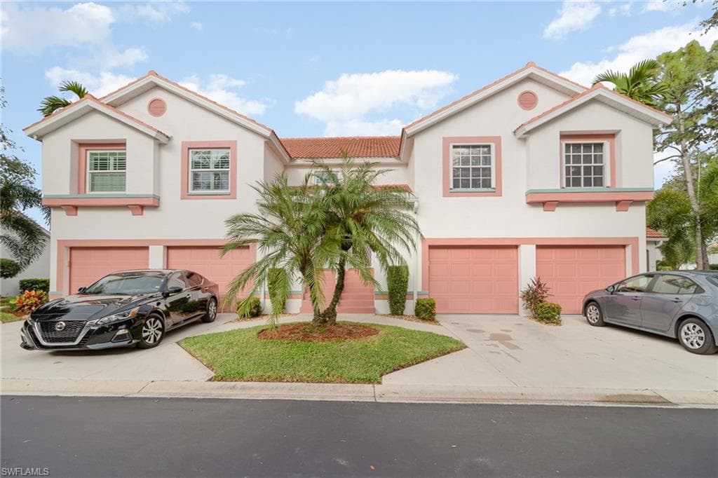 624 Windsor SQ 202 NAPLES, FL 34104