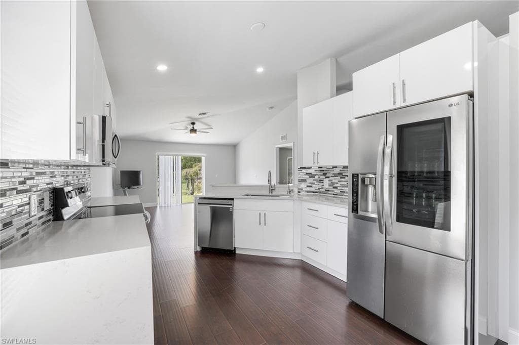 4220 10th AVE NE NAPLES, FL 34120