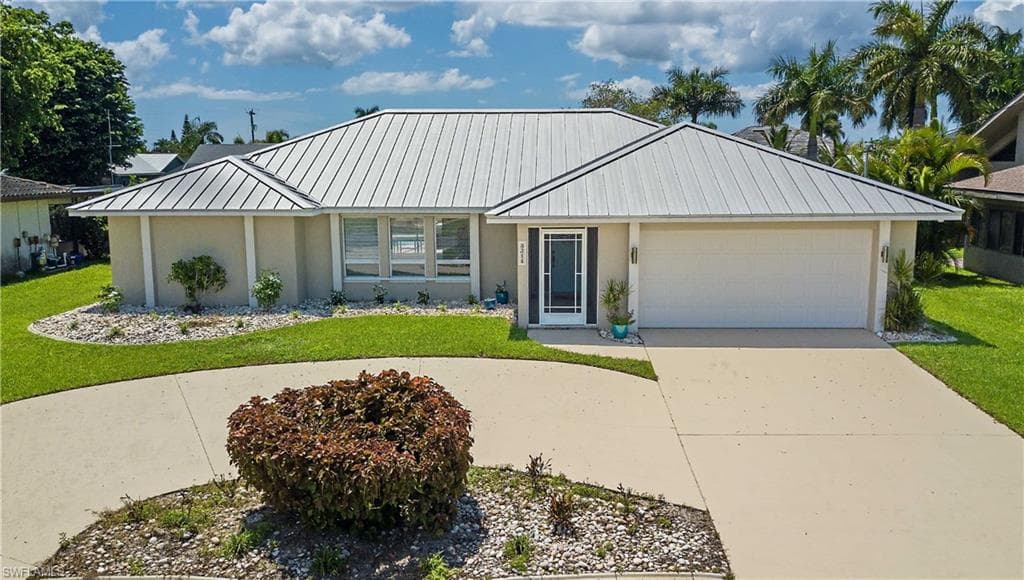 5214 SW 11th PL CAPE CORAL, FL 33914