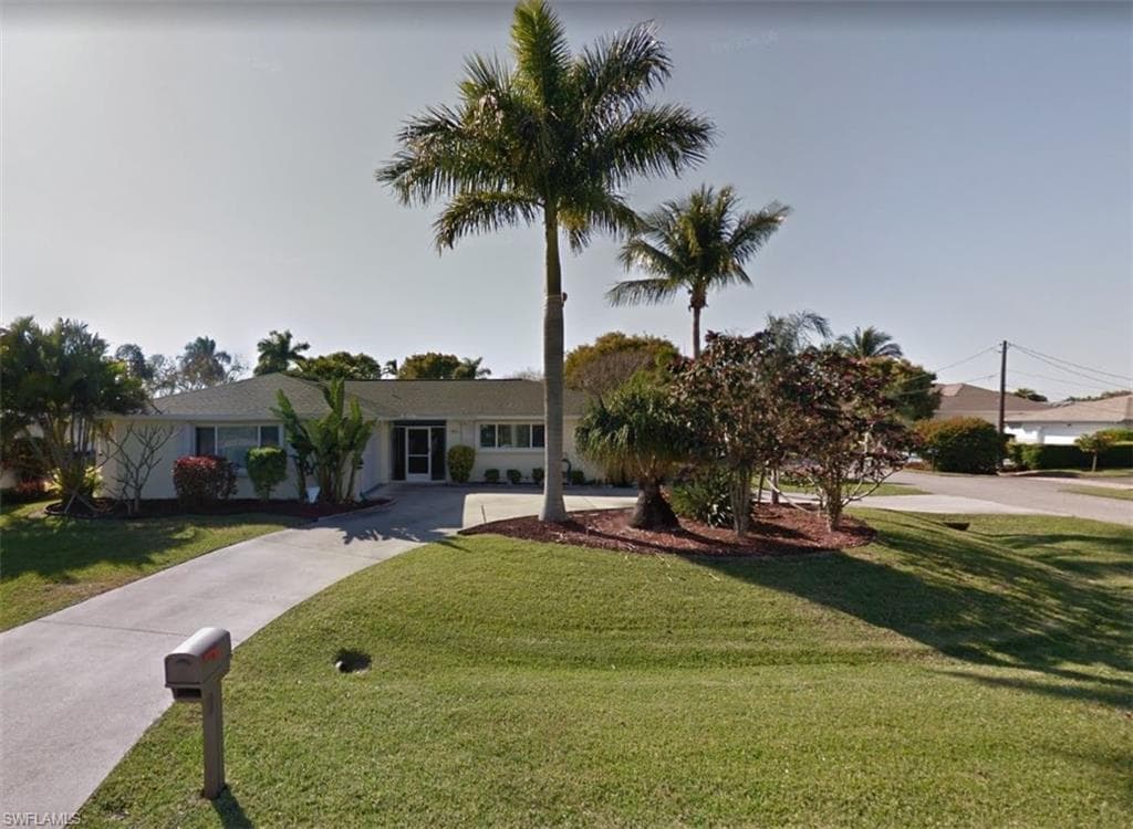 3312 22nd PL CAPE CORAL, FL 33904