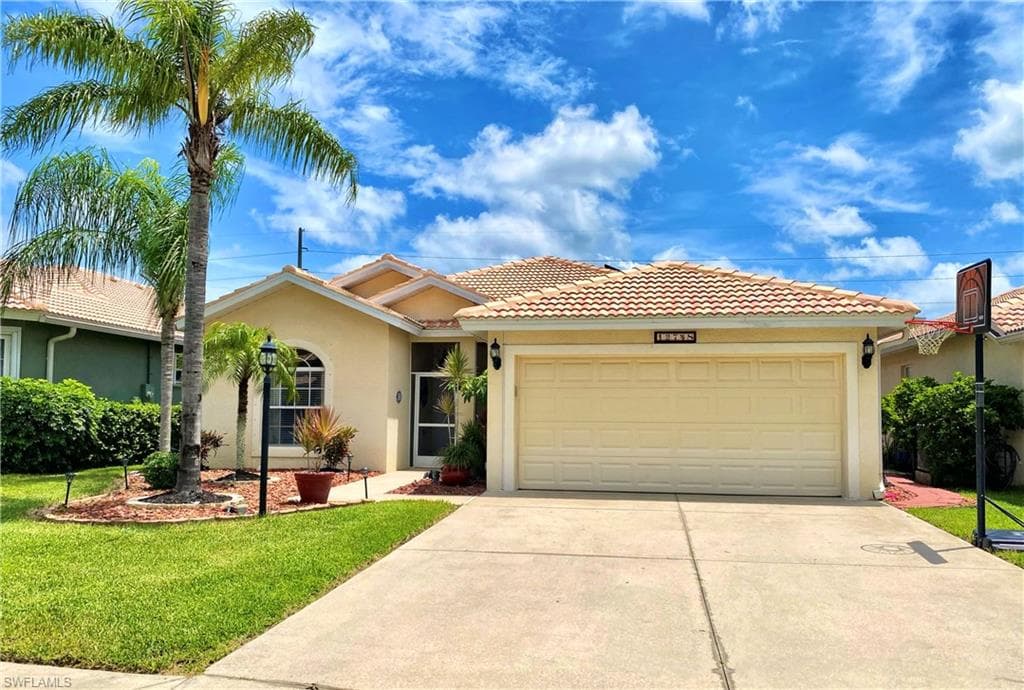 12748 Ivory Stone LOOP FORT MYERS, FL 33913