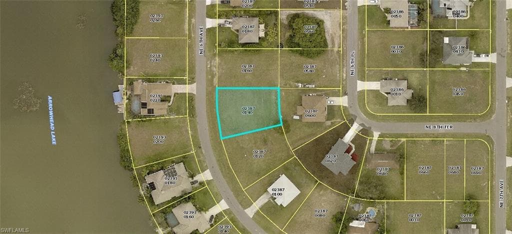809 NE 6th AVE CAPE CORAL, FL 33909