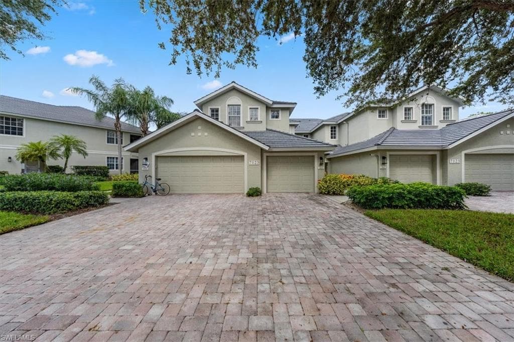 7123 Blue Juniper CT 201 NAPLES, FL 34109