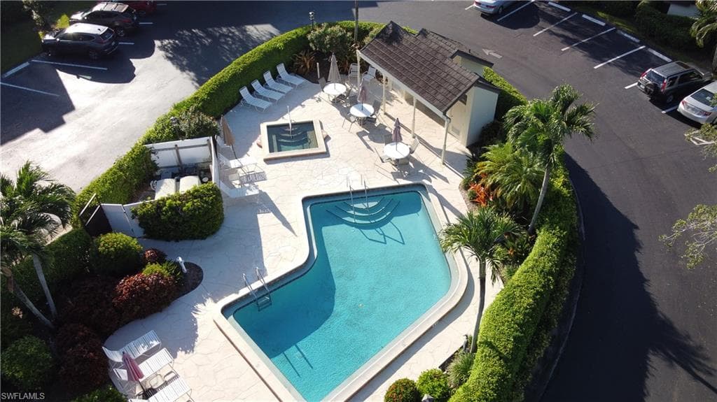 1656 Spoonbill LN 1656 B NAPLES, FL 34105