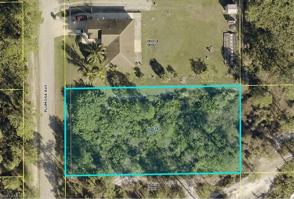 1014 Plumosa AVE LEHIGH ACRES, FL 33972