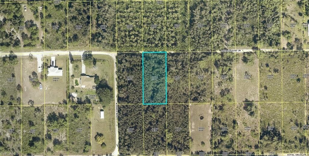 5687 Little House LN N BOKEELIA, FL 33922