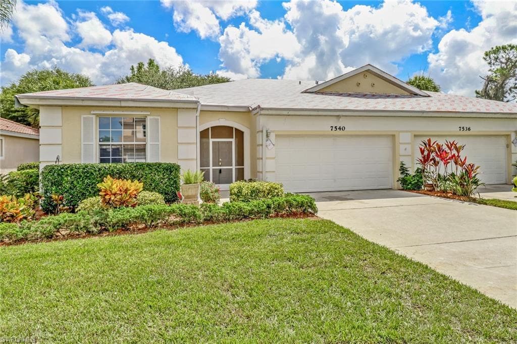 7540 Berkshire Pines DR NAPLES, FL 34104