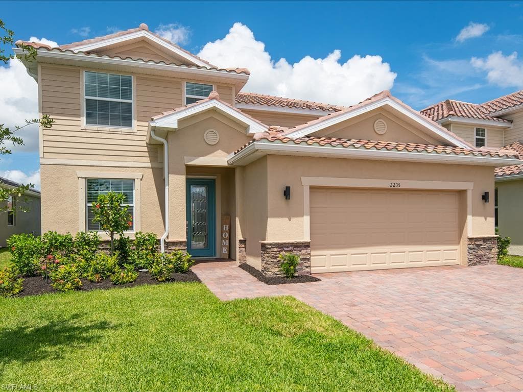 2235 Dancy ST NAPLES, FL 34120