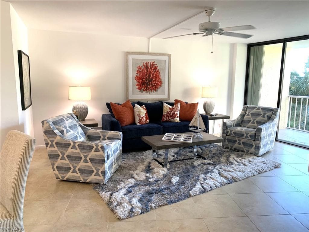 380 Seaview CT 301 MARCO ISLAND, FL 34145