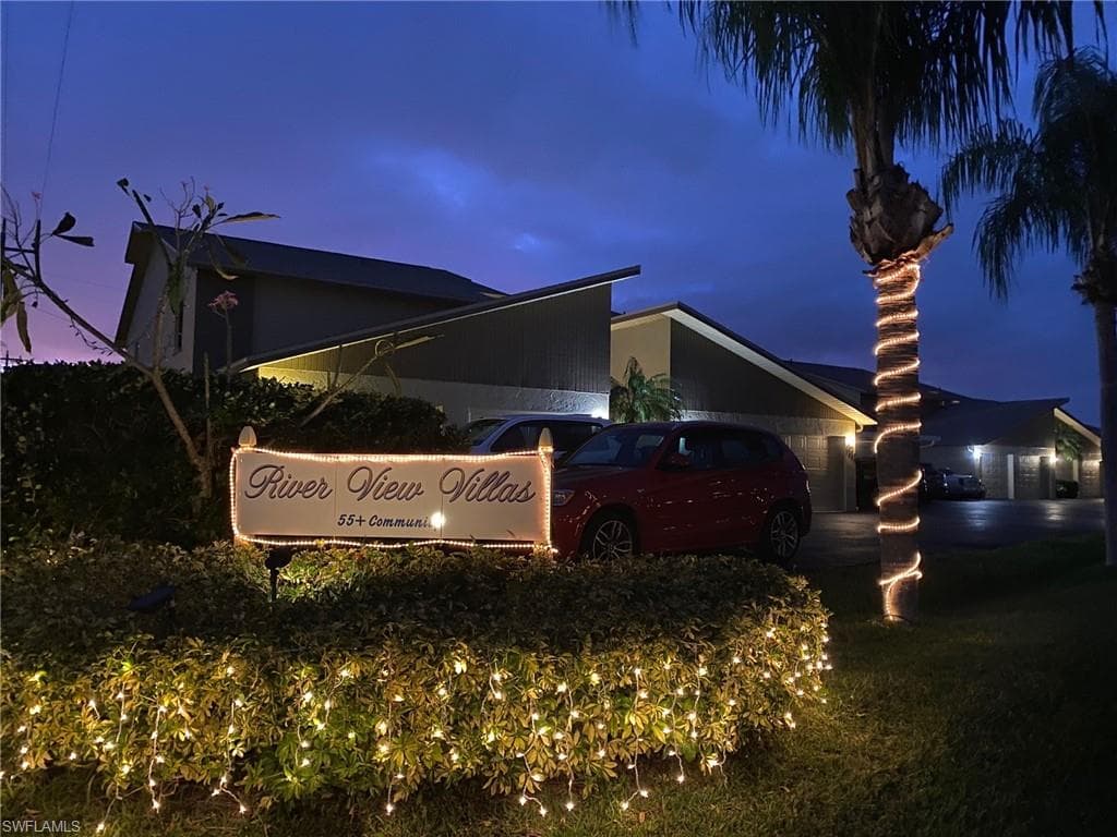4120 SE 19th PL 102 CAPE CORAL, FL 33904