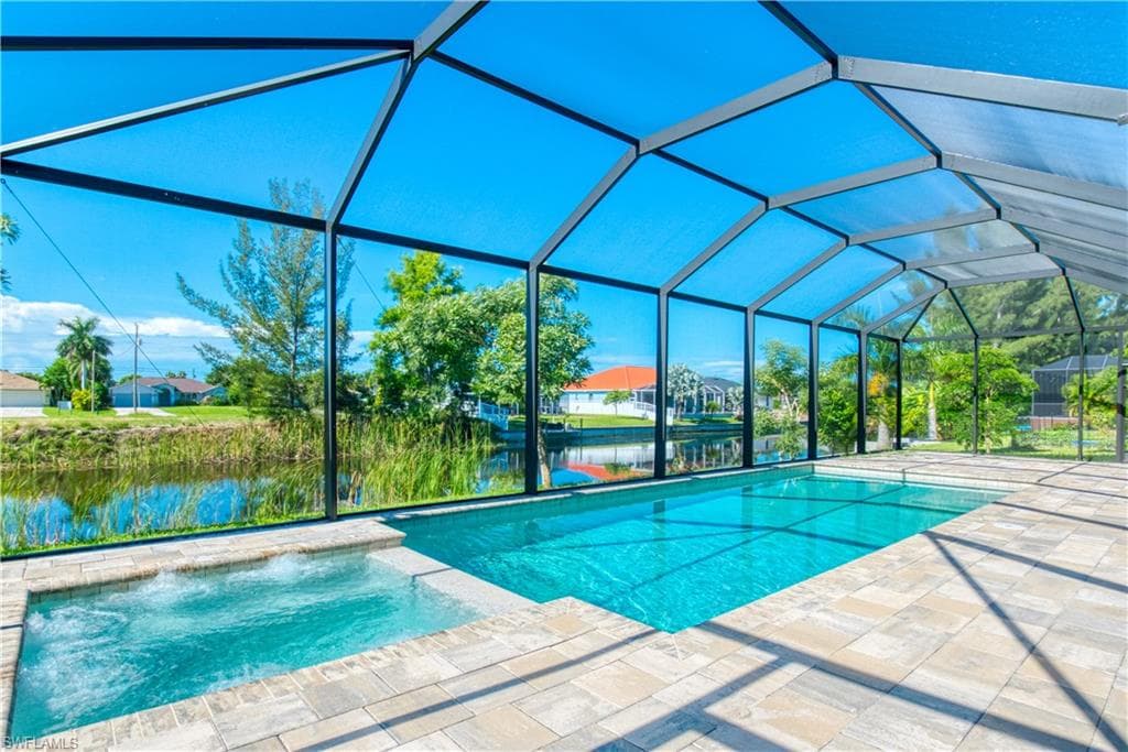 920 SW 36th TER CAPE CORAL, FL 33914