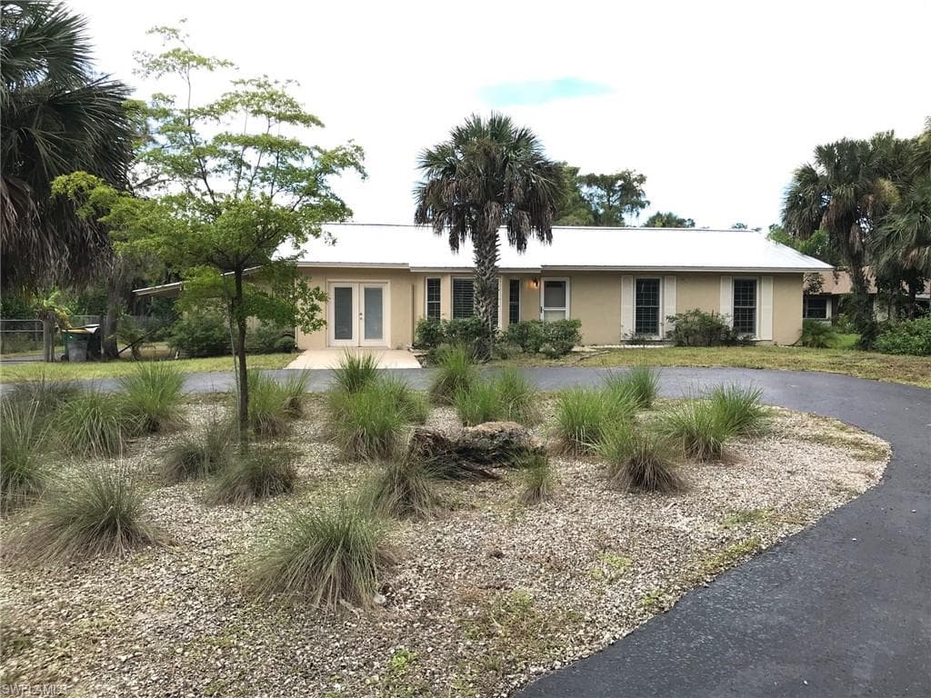 180 21st ST NW NAPLES, FL 34120