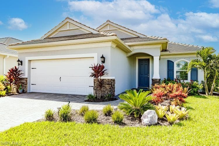 13811 Amblewind Cove WAY FORT MYERS, FL 33905