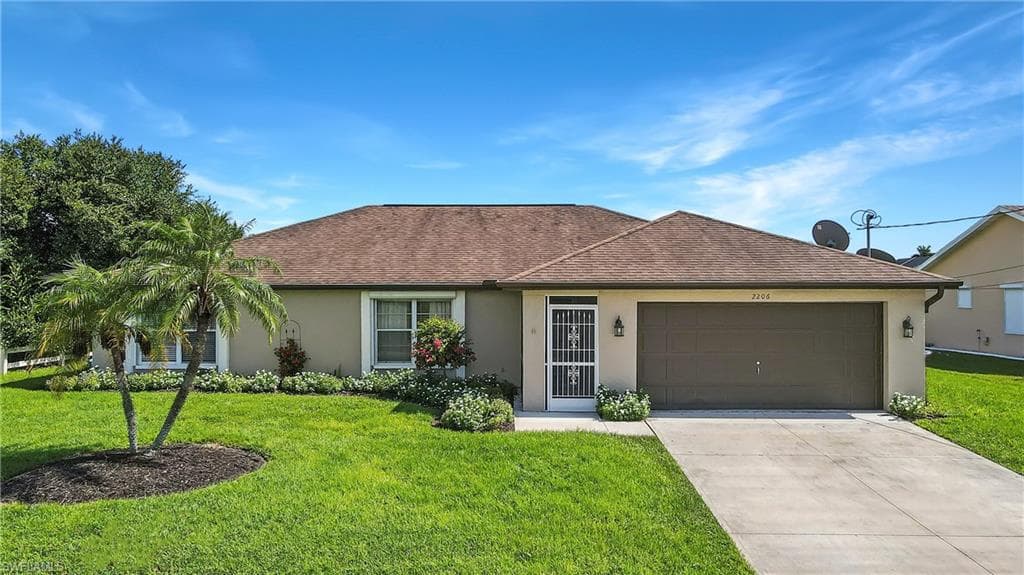 2206 NE 5th ST CAPE CORAL, FL 33909