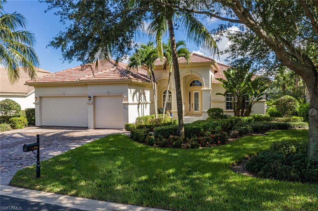5594 Whispering Willow WAY FORT MYERS, FL 33908