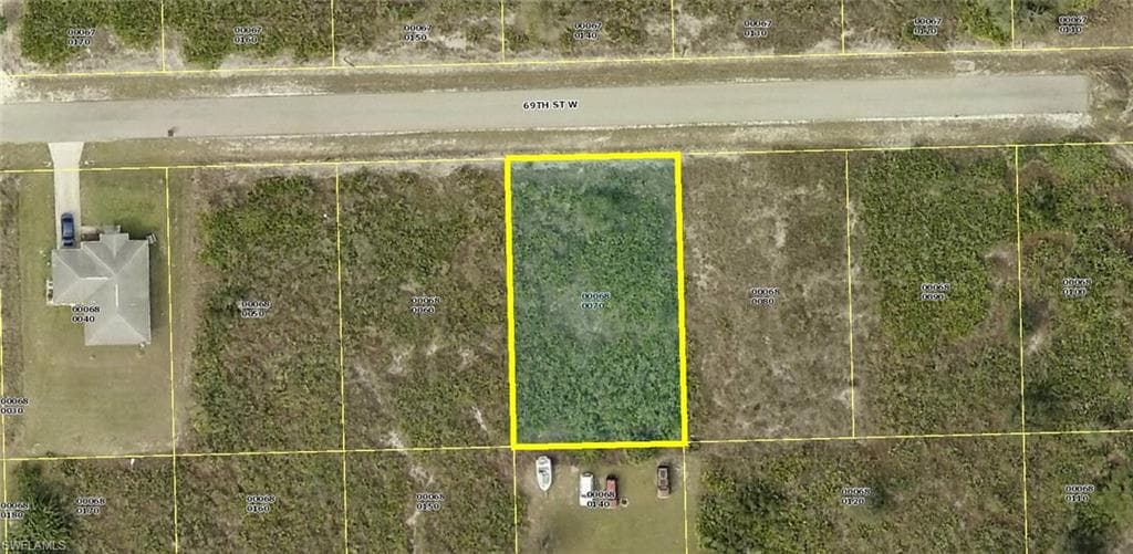 2607 69th ST W LEHIGH ACRES, FL 33971