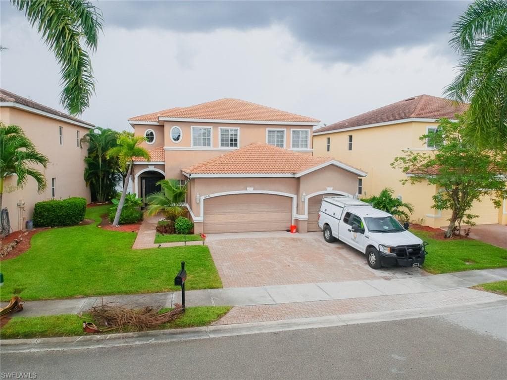 11521 Centaur WAY LEHIGH ACRES, FL 33971