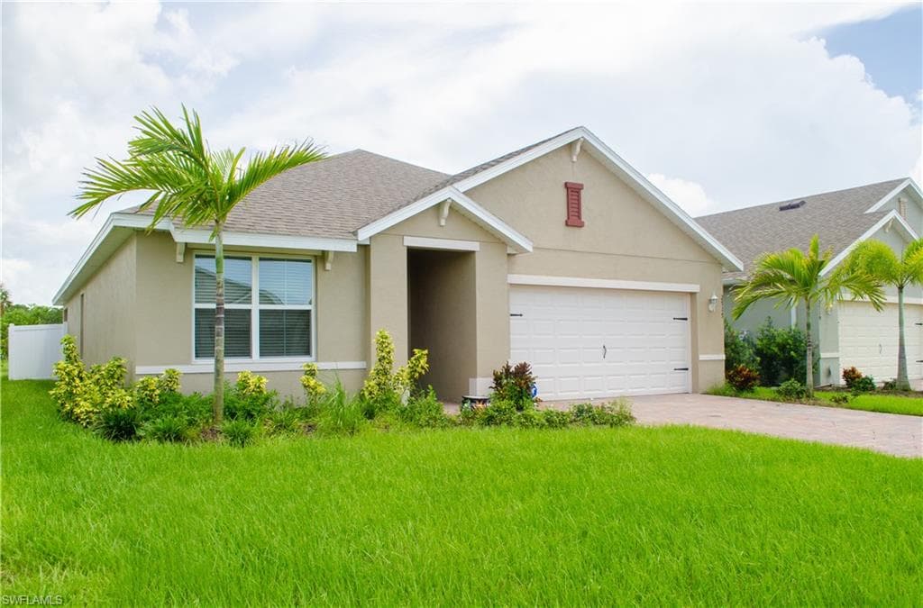 2717 Merida LN CAPE CORAL, FL 33909