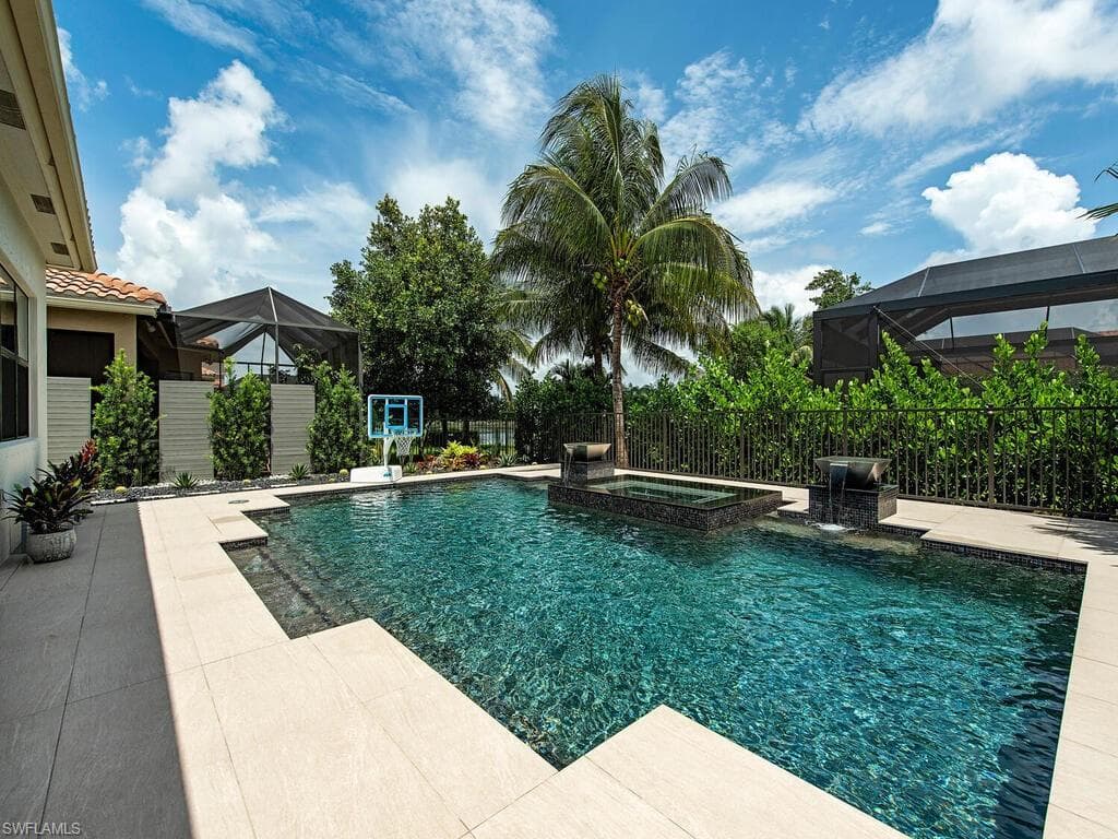 3565 Beaufort CT NAPLES, FL 34119