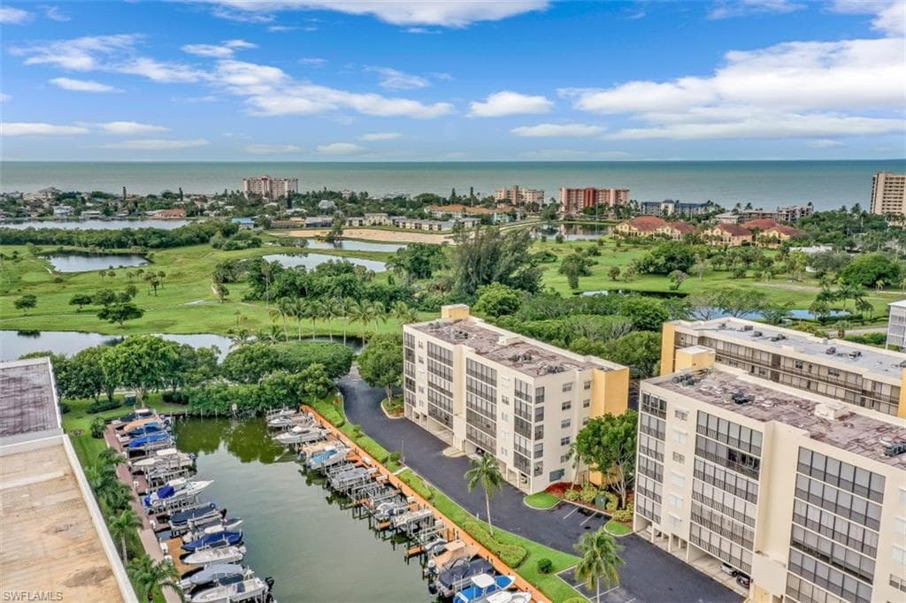 4411 Bay Beach LN 762 FORT MYERS BEACH, FL 33931