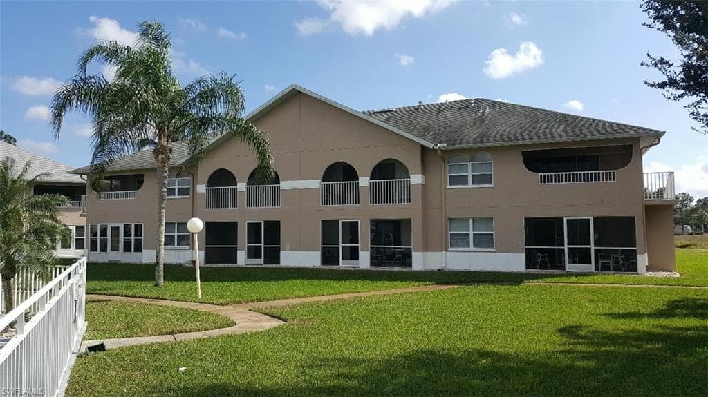 28 Cosmopolitan DR 15 LEHIGH ACRES, FL 33936