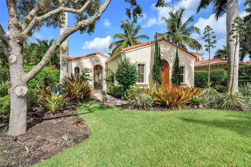 8531 Bellagio DR NAPLES, FL 34114