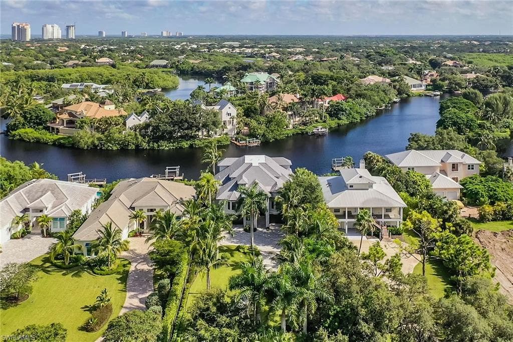 4260 Tarpon AVE BONITA SPRINGS, FL 34134