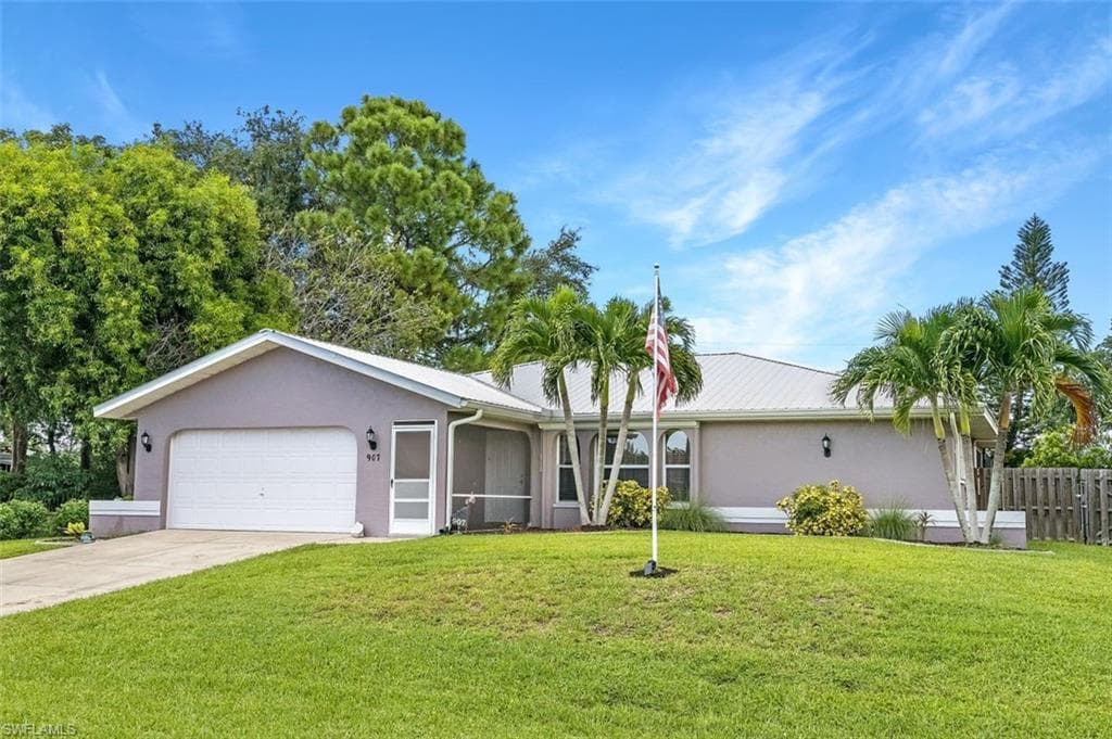 907 16th TER CAPE CORAL, FL 33990
