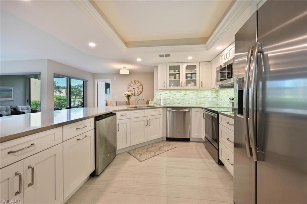 583 Beachwalk CIR Q-102 NAPLES, FL 34108