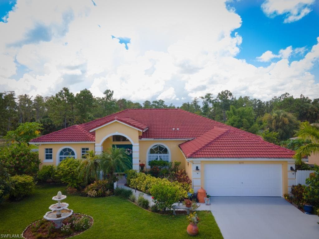 3230 29th AVE NE NAPLES, FL 34120