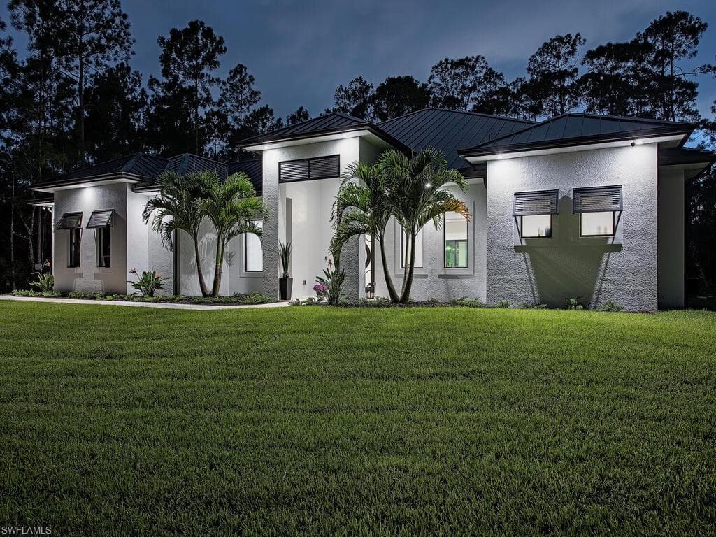 363 29th ST SW NAPLES, FL 34117
