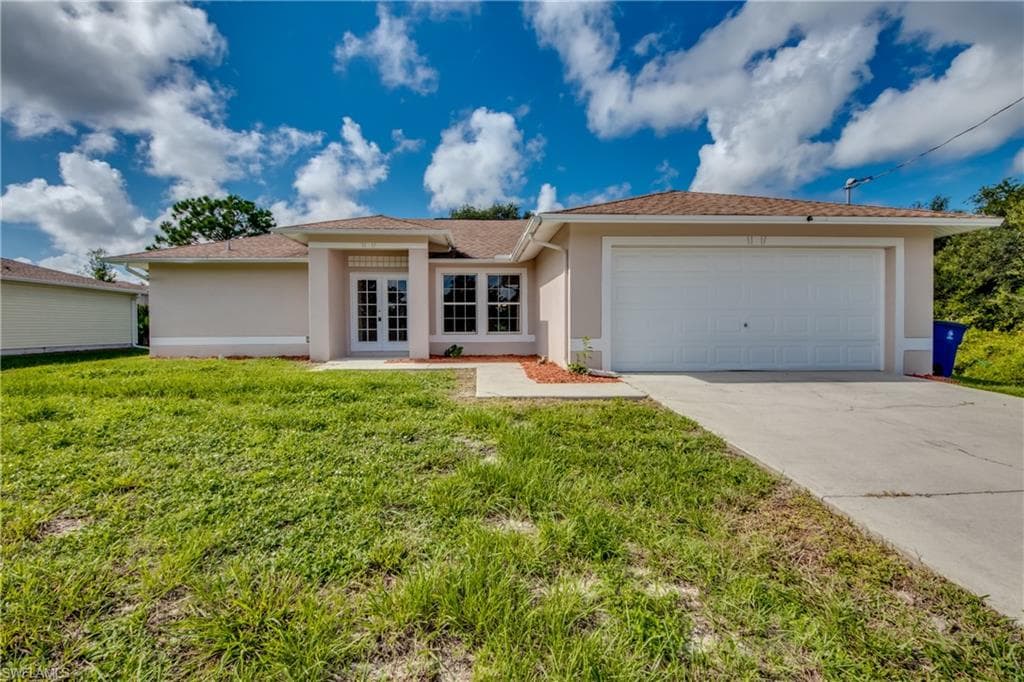 2511 42nd ST W LEHIGH ACRES, FL 33971