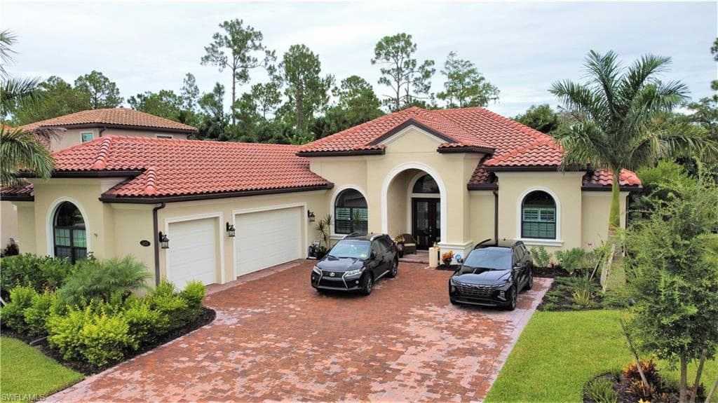 1455 Mockingbird DR NAPLES, FL 34120