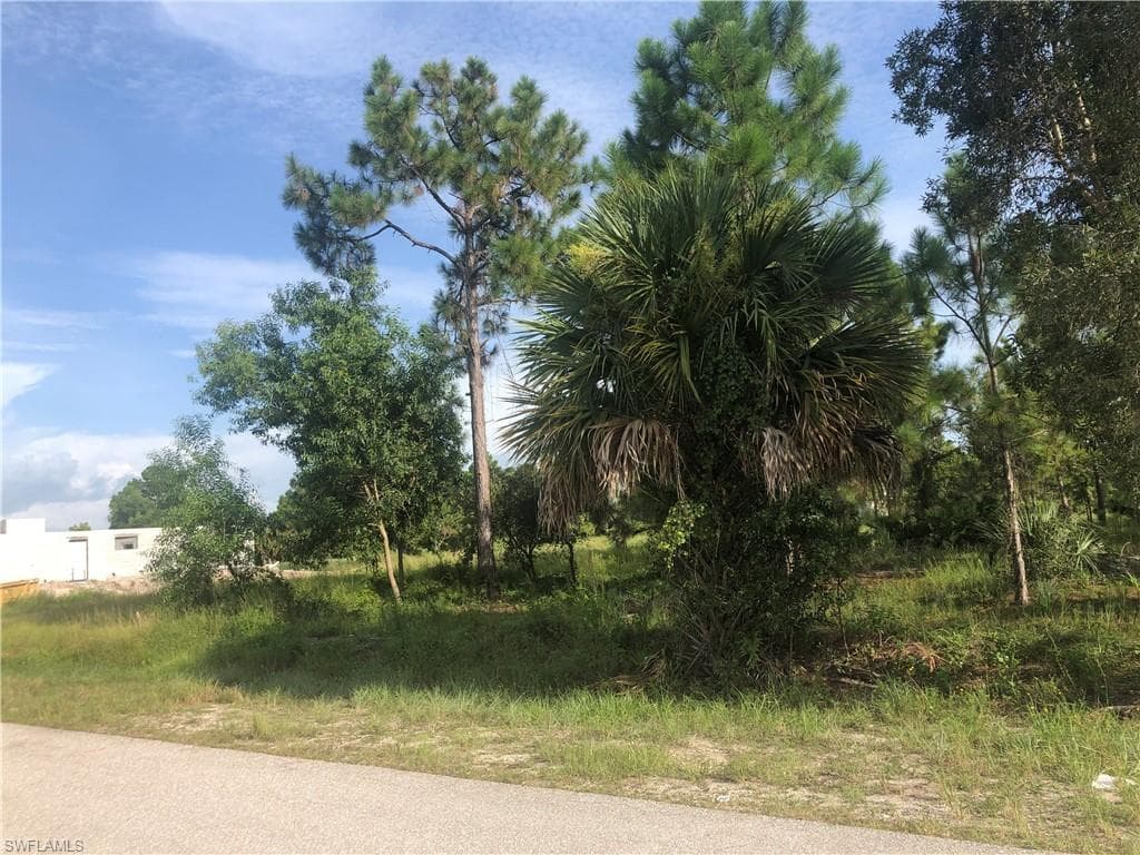3509 26th ST SW LEHIGH ACRES, FL 33976