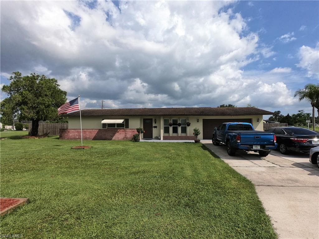 1204 Barnsdale ST LEHIGH ACRES, FL 33936
