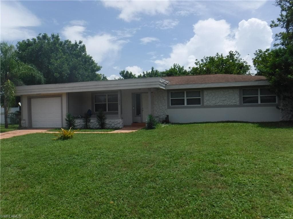 1432 NE 5th TER CAPE CORAL, FL 33909