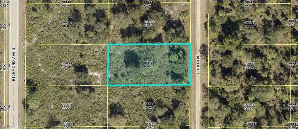 1515 5th AVE LEHIGH ACRES, FL 33972