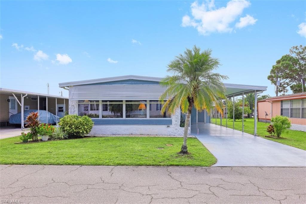 344 Shrub LN S NORTH FORT MYERS, FL 33917