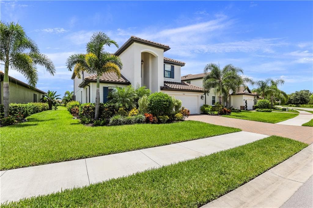 4764 Formosa DR NAPLES, FL 34119