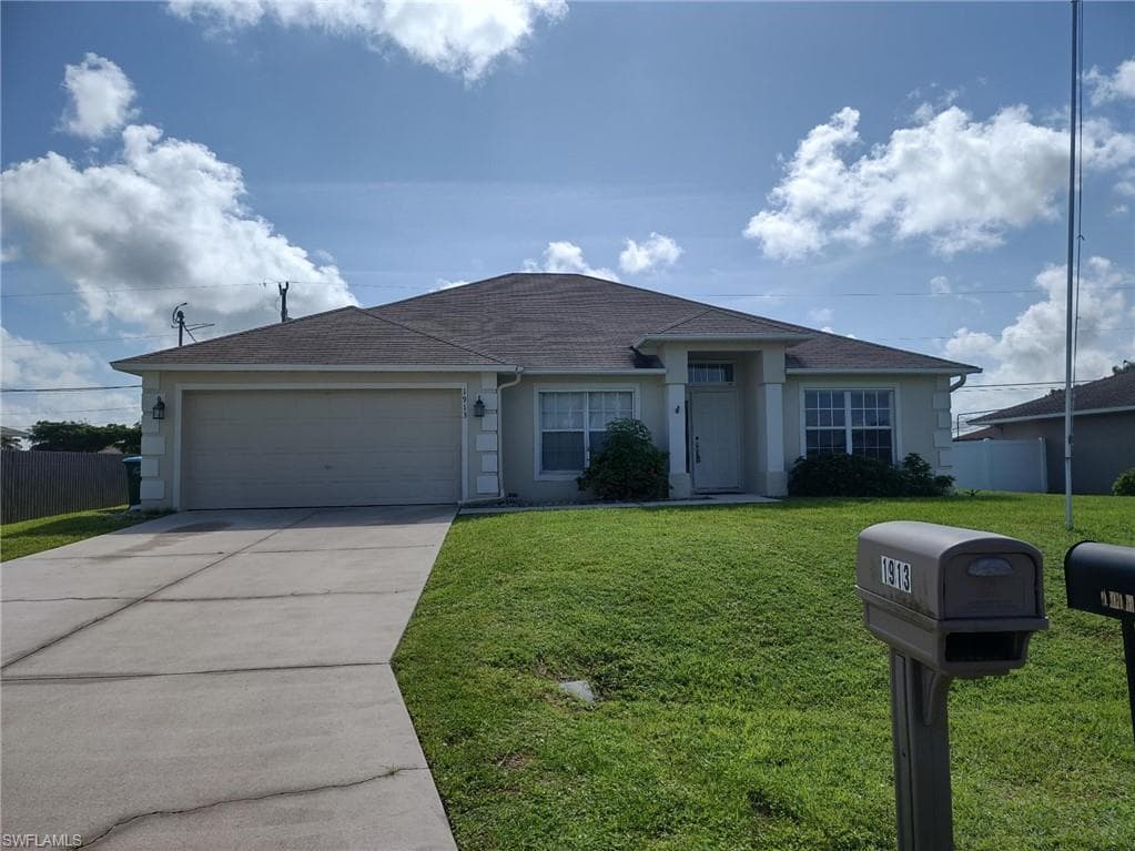 1913 NE 16th PL CAPE CORAL, FL 33909