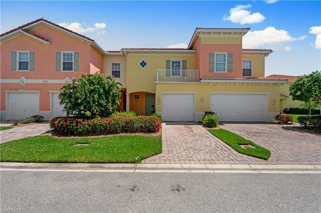 9819 Catena WAY 105 FORT MYERS, FL 33908