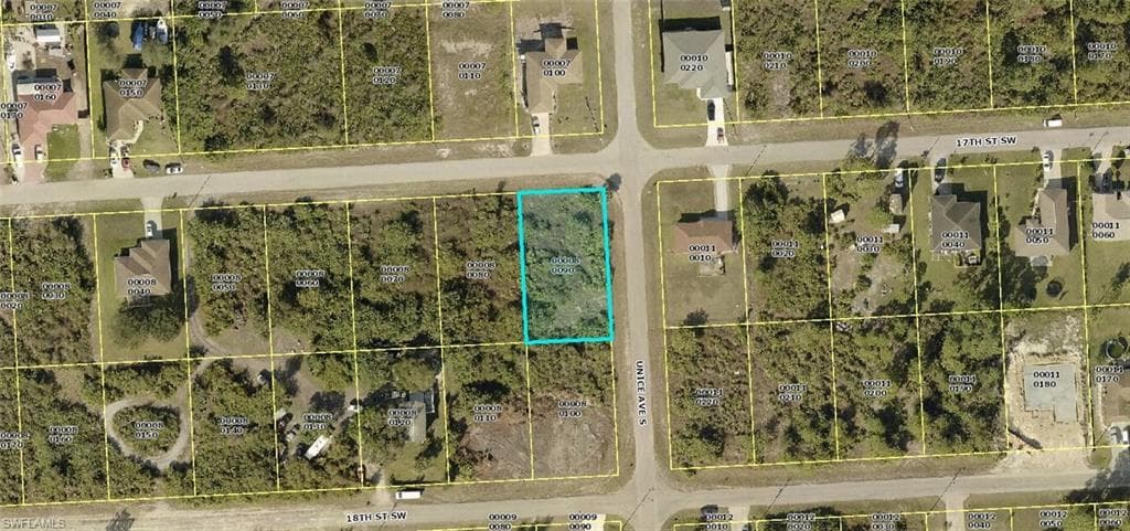 3601 17th ST SW LEHIGH ACRES, FL 33976