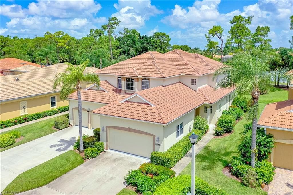 8543 Chase Preserve DR 301 NAPLES, FL 34113