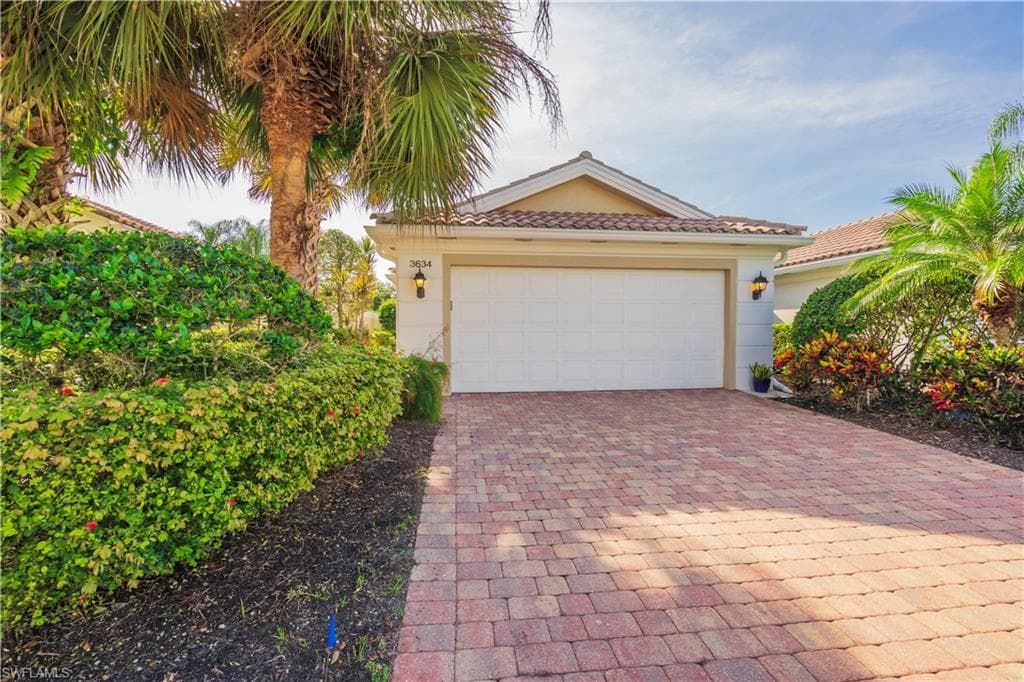 3634 Exuma WAY NAPLES, FL 34119