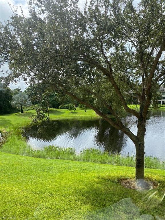 5970 Pelican Bay BLVD 522 NAPLES, FL 34108