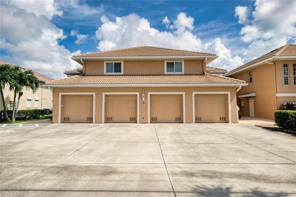 917 SW 47th TER 102 CAPE CORAL, FL 33914