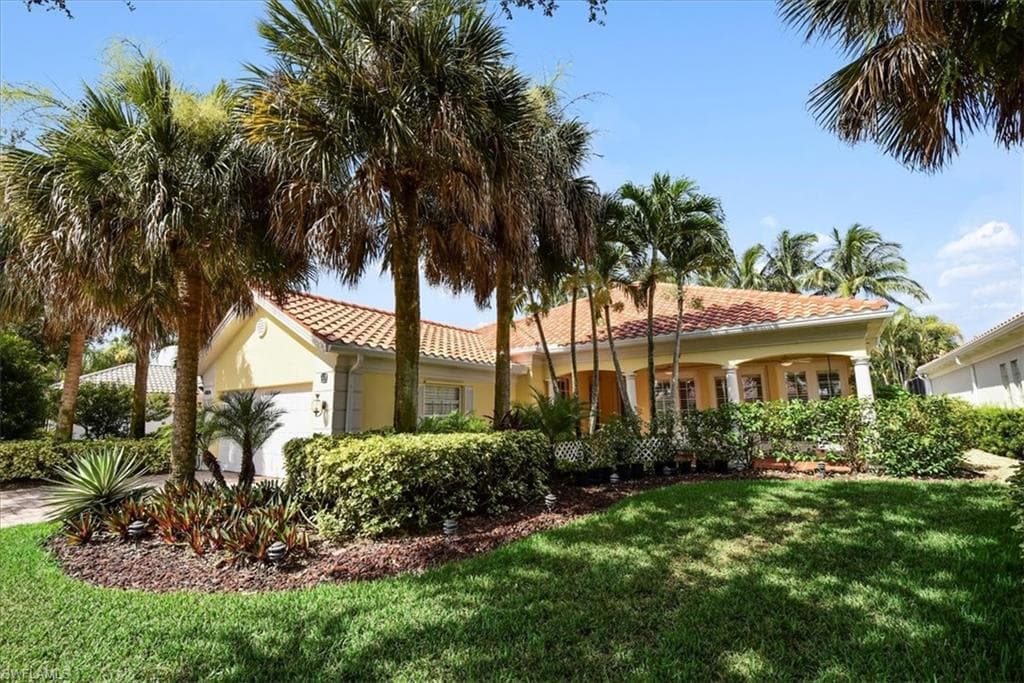 4325 Queen Elizabeth Way NAPLES, FL 34119