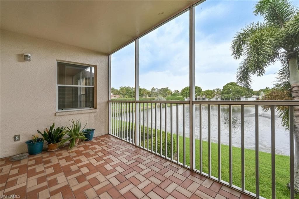 9660 Victoria LN A-202 NAPLES, FL 34109